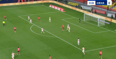 半场-蓉城1-0玉昆 周定洋破门VAR长时间确认有效德尔加多解围中柱