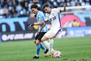 津媒：廖锦涛在中场跑动和补位非常出色，应是伊万感兴趣的人选