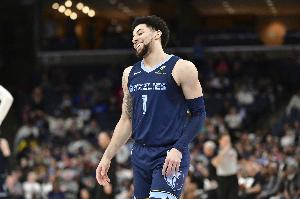 拉空间作用大！小皮蓬10中5得13分2板2助1断 飙中3记三分