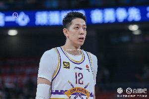 沈梓捷谈北京德比打得惨烈：季后赛强度就是这么大 晋粤强度更大