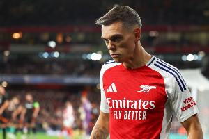 特罗萨德打进枪手生涯第19粒英超进球，超越纳斯里效力时期进球数