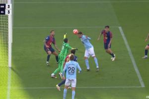 手下留情了！明格萨面对旧主，空门顶偏错失绝杀！