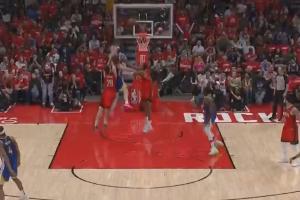 价值千金！波杰姆点抢前场板 追梦跟进补进！