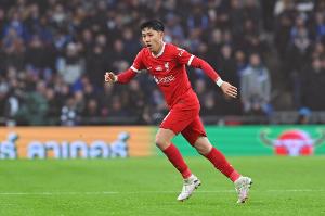 范迪克：远藤航是球队的领袖之一，基耶萨对球队的补充也非常好