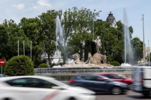 世体：一旦皇马夺得国王杯冠军，西贝莱斯广场将部署警察维护治安