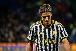 医生：赌博能立即获得大量金钱让人无法抗拒，法乔利赌瘾治了一年