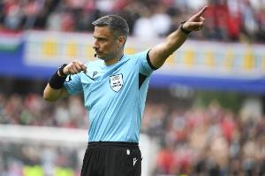 欧冠半决赛阿森纳vs巴黎裁判名单公布：斯洛文尼亚裁判温契奇执法