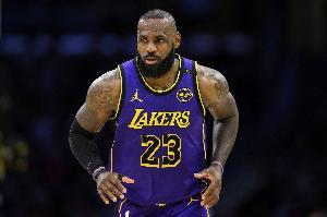 詹姆斯：这个赛季令人失望 因为我的目标一直都是去赢得总冠军