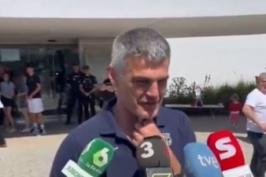 拉波尔塔助手：巴萨不会像皇马那样踢防反 国王杯至少漏判3个点球