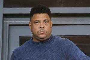 巴拉多利德球迷准备印假钞抗议大罗，6万张假钞上写：大罗滚蛋！