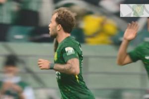 国安角球机会，古加乱战中抽射破门完成传射，国安3-1领先新鹏城