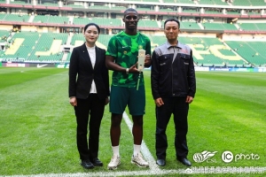 外援前锋法比奥获得63%球迷支持，当选北京国安4月最佳球员