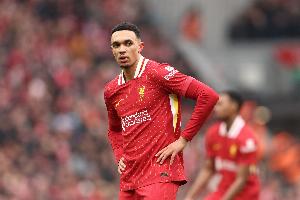 欧文谈阿诺德被嘘：被自己球迷嘘，这感觉就像喉咙里卡了大块石头