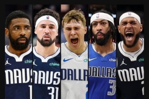 这阵容有多强？美媒列独行侠首发：欧文克莱弗拉格浓眉加福德😤