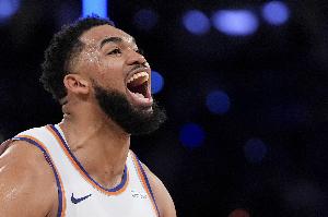 太稳了！唐斯15中11高效拿下23分11板 两分球12中11