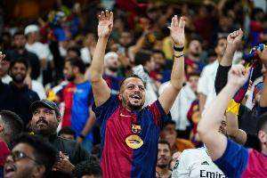 疯狂谩骂！世体：西甲公布国家德比投诉报告，皇马遭7次谩骂