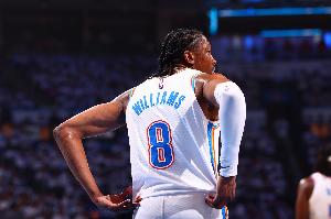 😒杰伦威次轮场均16.5分&命中率仅33.5% 有四场命中率惨不忍睹