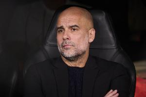 曼晚列替代维尔茨的球员人选：哈维-西蒙斯、帕斯、库杜斯