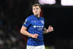 英媒：纽卡本周将与德拉普会面，球员已与曼联见面