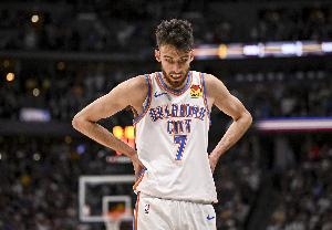 末节真滴硬！霍姆格伦毫不怯场 9中6贡献15分7板3助1断2帽