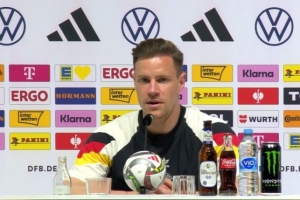 特尔施特根：没人与我谈过离队，下赛季将留在巴萨&有竞争很正常