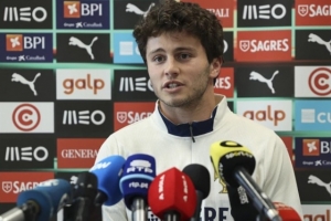 力挺搭档！内维斯：如果维蒂尼亚赢得金球奖，那将是实至名归