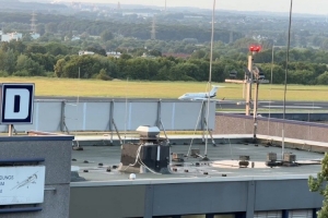 记者：小贝林厄姆已经抵达多特蒙德，今日接受多特体检