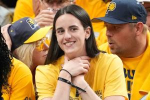 玄学？全胜！狂热球星凯特琳-克拉克现场观战步行者季后赛8胜0负