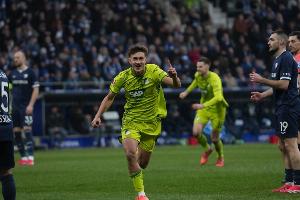 拜仁官方：新援比绍夫将身披20号球衣