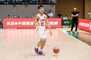 能攻善传！侯孟泽6中4拿到11分7助 三分2中1&正负值+29