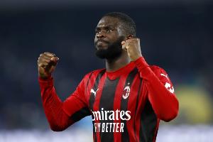 都体：尤文还未放弃引进托莫里，同时关注着特奥的动态