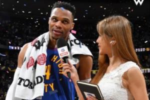 激情🤩威少晒周玲安采访照：希望能以此激励全世界的球迷和人们