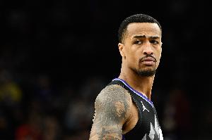 美记：湖人认为约翰-科林斯能与077组绝佳搭档 已与爵士多次接洽