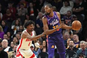 文胖：太阳优先拿回自己27&29年首轮签 火箭拒绝&并赌对方会降价