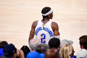 荣誉收割机😤MVP亚历山大爆砍29分5板12助2帽！圆梦俄城🥰