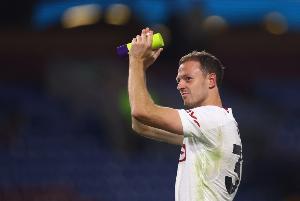 TA：埃文斯留队转型为青年球员发展主管，曼联希望发挥他的经验