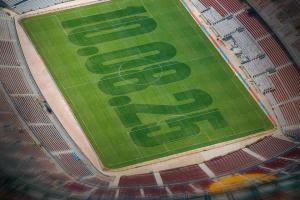 巴萨重量级宣传活动震撼球迷，庆祝重返家园：Spotify诺坎普球场