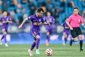 记者：天津津门虎在梅州已安顿好 这会儿训练去了