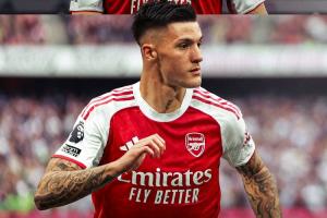 选谁😦记者：阿森纳确定前锋2选1 塞斯科8000万&约克雷斯7000万