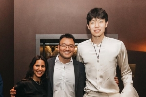 白色穿搭😎Klutch公司举行选秀派对 杨翰森帅气亮相🥂