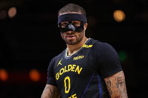 本赛季薪水918万美元！湾区记者：小佩顿大概率不会回归勇士