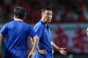 崔康熙：很多问题不是通过训练可以改变的，这方面也没法说