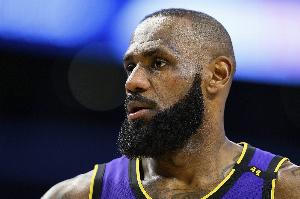 文胖：湖人基本上把勒布朗视为到期合同 我开始相信这件事会发生