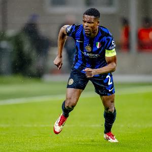 罗马诺：邓弗里斯2500万欧解约金需要一次性支付，7月中旬到期