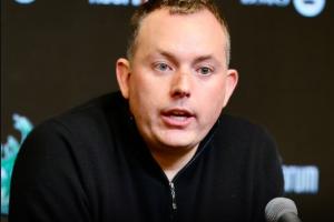 💥严查雄鹿！波蒂斯年薪＜全额中产😳5大轮换合计不到2000万