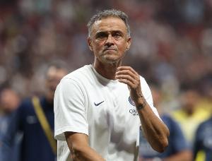 恩里克：登贝莱是本赛季到目前为止最好的球员，他配得上赢得一切