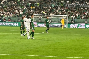 记者：申花下半场开局要顶住避免丢球，国安会有一波猛攻