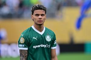 罗马诺：罗马未能满足3000万欧要价，本菲卡考虑引进里奥斯