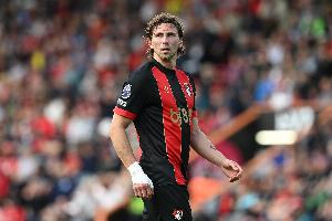 罗马诺：巴黎将提高对扎巴尼的转会费报价，已与球员达口头协议