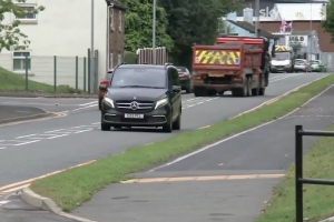 天空：埃基蒂克已抵达利物浦训练场，准备接受俱乐部的体检